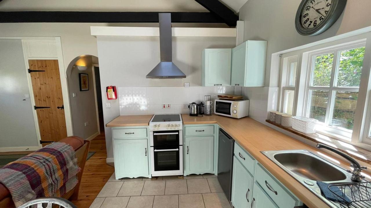Villa Crug Yr Eryr Isaf Llandysul Exterior foto